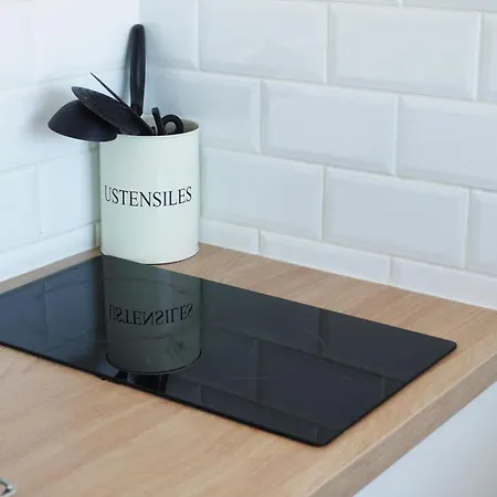 Cosy Devant Rer B Tgv Sncf Apartman *